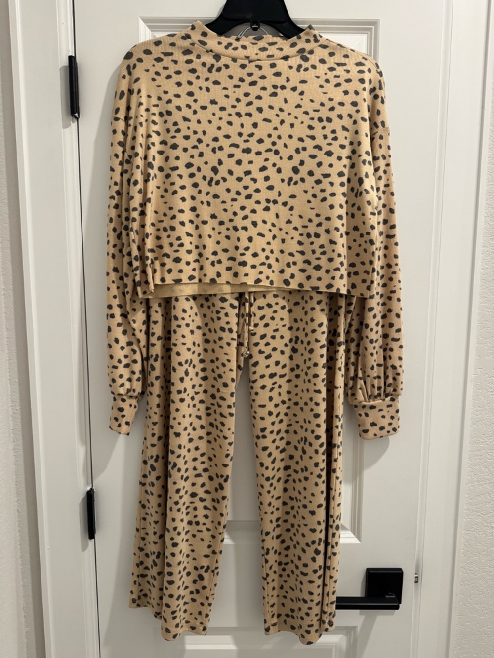 Beach Riot Leopard Print Loose Fit Drawstring Cropped Pants